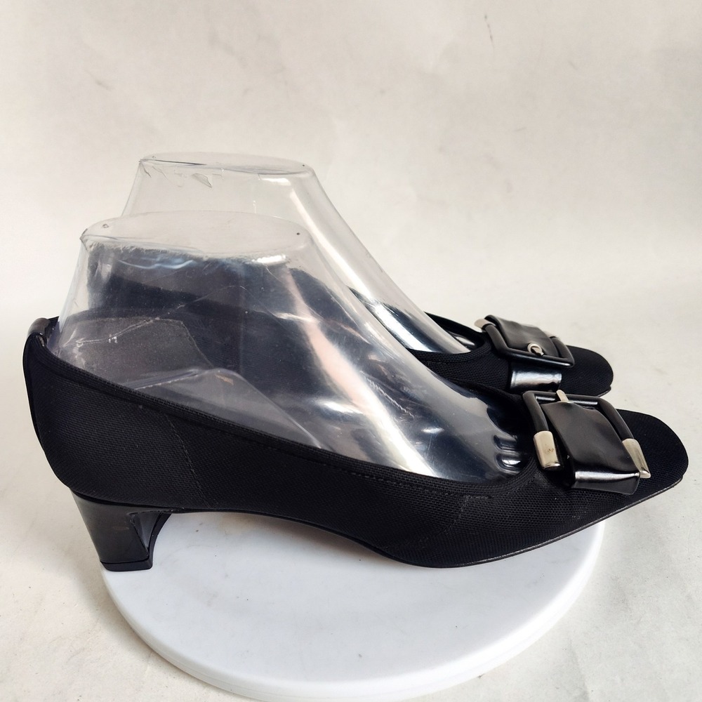 Stuart Weitzman Mesh Pumps 6 Black Leather Sole Low Blocks Heels Buckles Classic